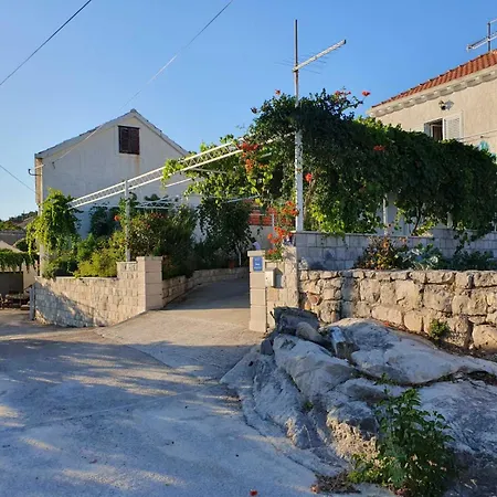 Mojas Apartman Doli