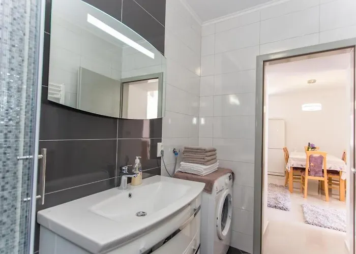 Mojas Apartment Doli